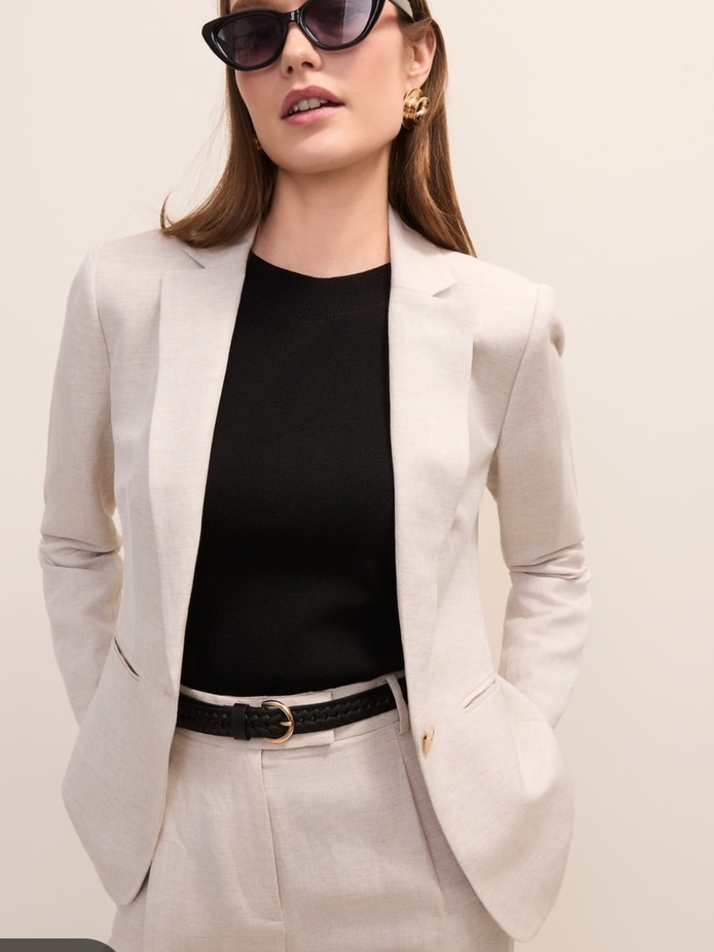 Ann Taylor Single Button Blazer in Cream Women’s Size 2